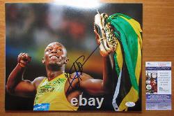GOLD SHOES Usain Bolt Signed 2008 Beijing Olympics 11x14 Photo Proof JSA